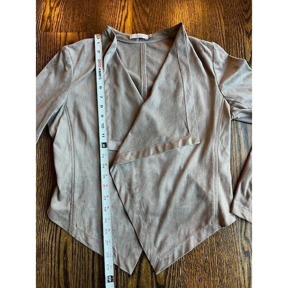 Daila Taupe Faux Suede Open Front Waterfall Stretch Cropped Jacket Size Med - Picture 4 of 10